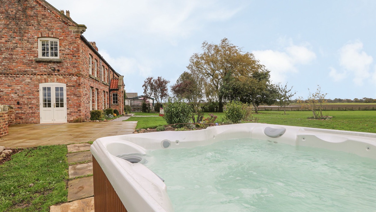 Photo of Others in Ryther