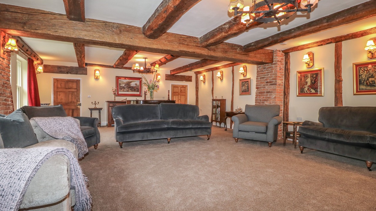 Photo of Others in Ryther