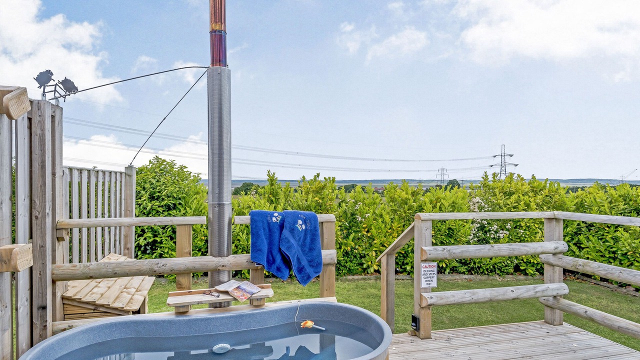 Photo of Others in Oakenholt