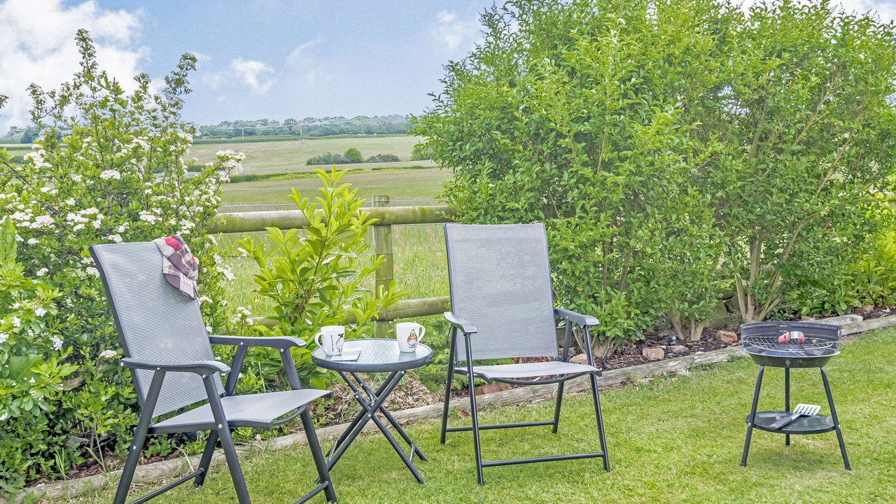 Photo of Others in Oakenholt