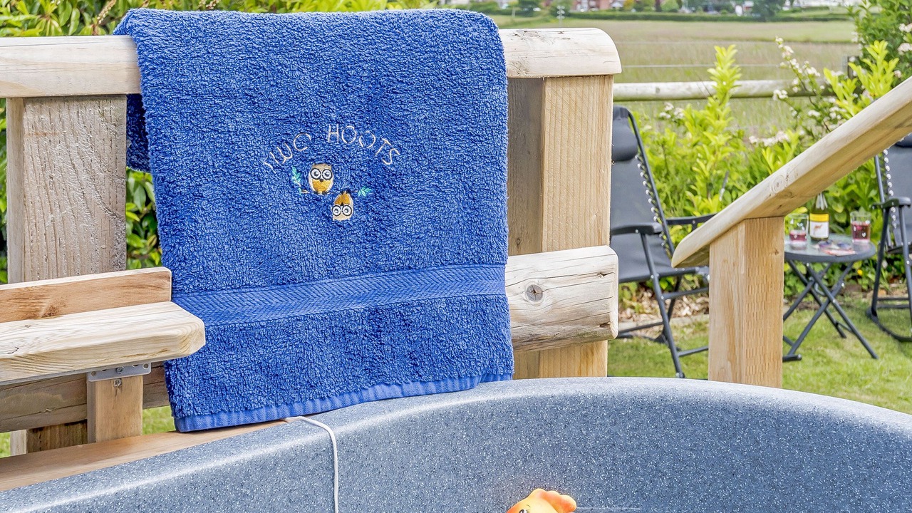 Photo of Others in Oakenholt