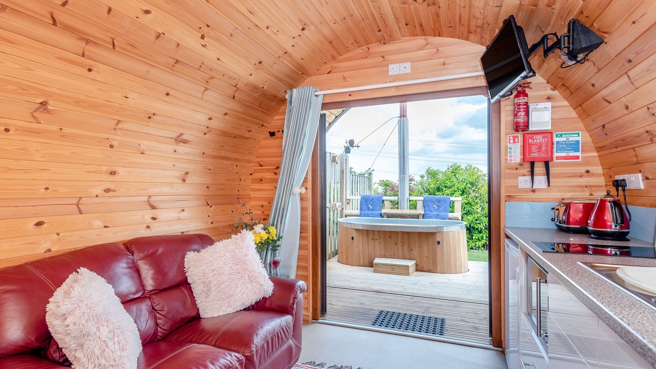 Photo of Others in Oakenholt