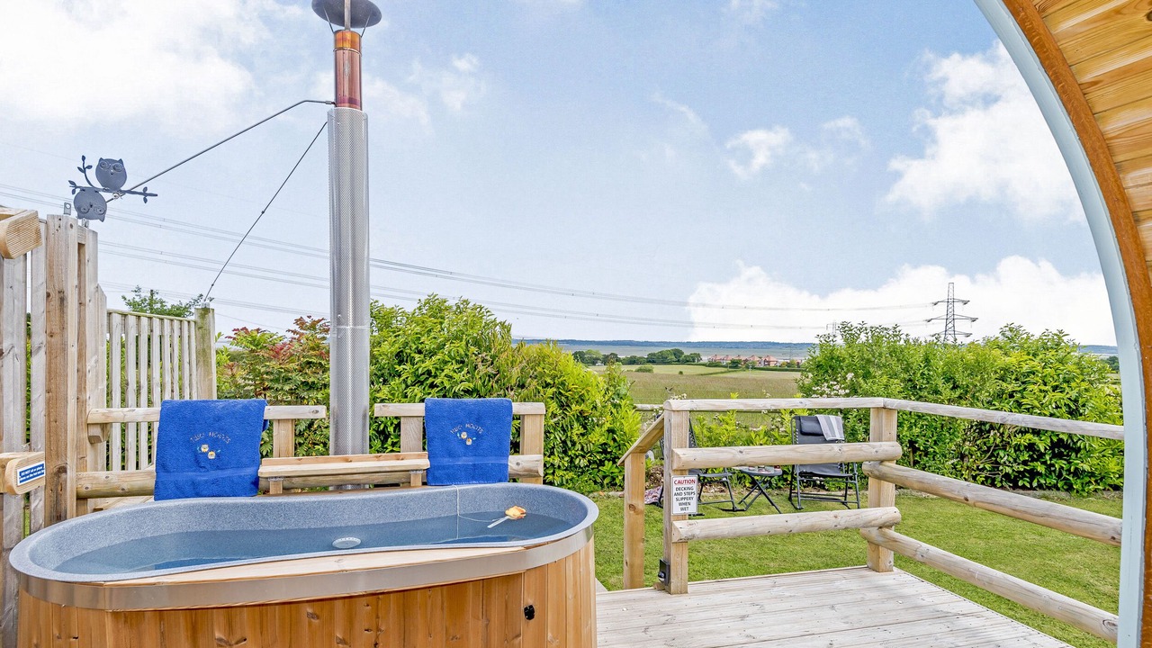 Photo of Others in Oakenholt