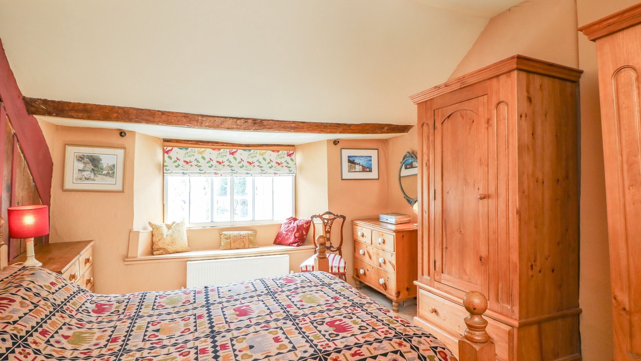 Photo of Others in Broadwindsor