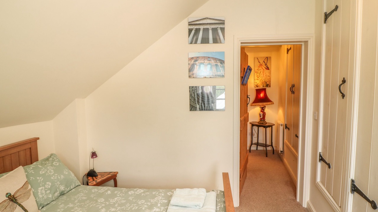 Photo of Others in Broadwindsor