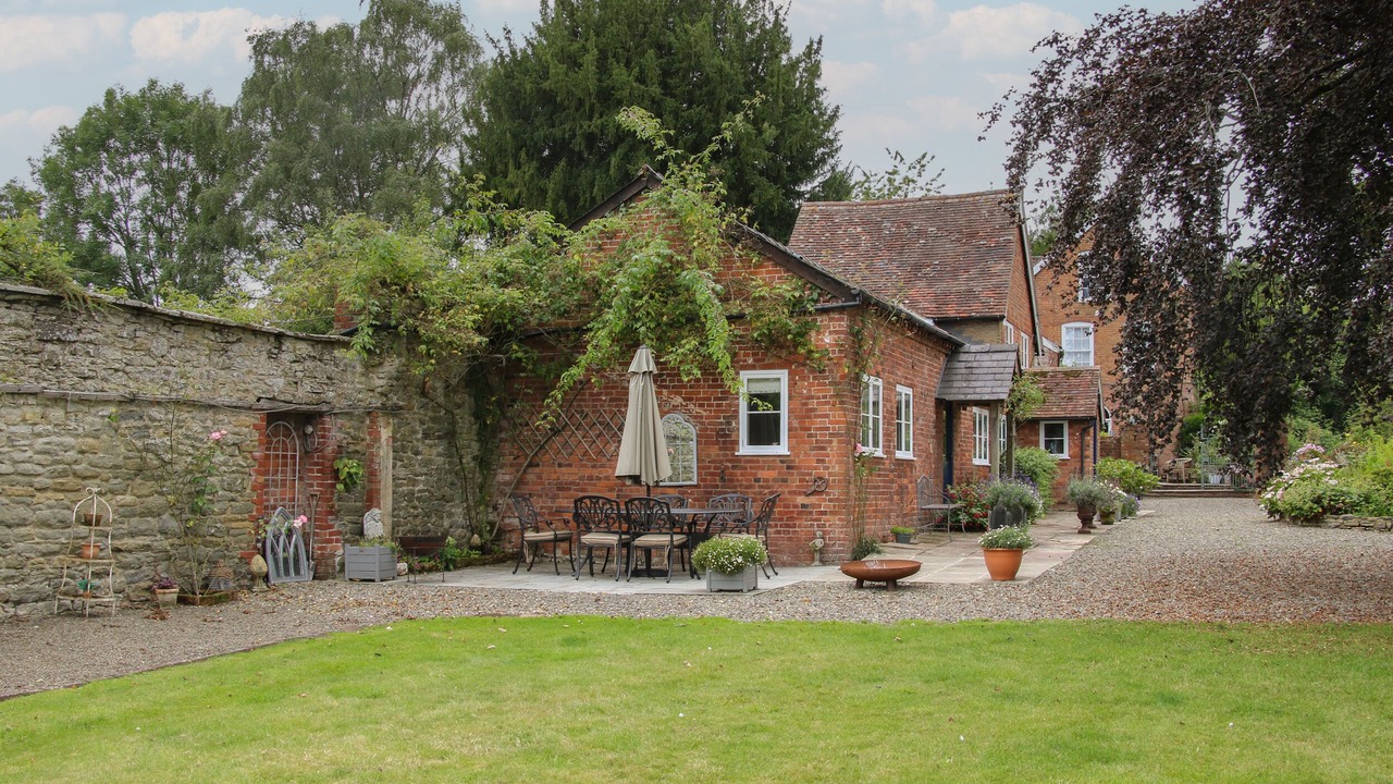 Photo of Others in Ludwel