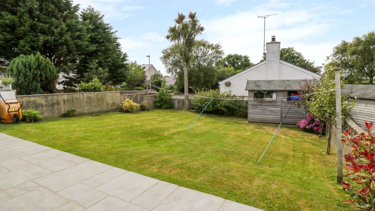 Photo of Others in Edern