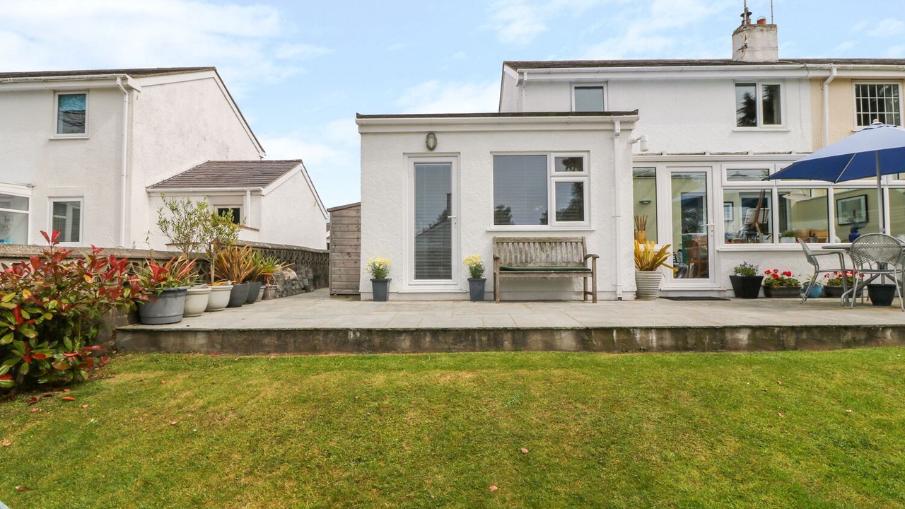 Photo of Outdoor in Edern