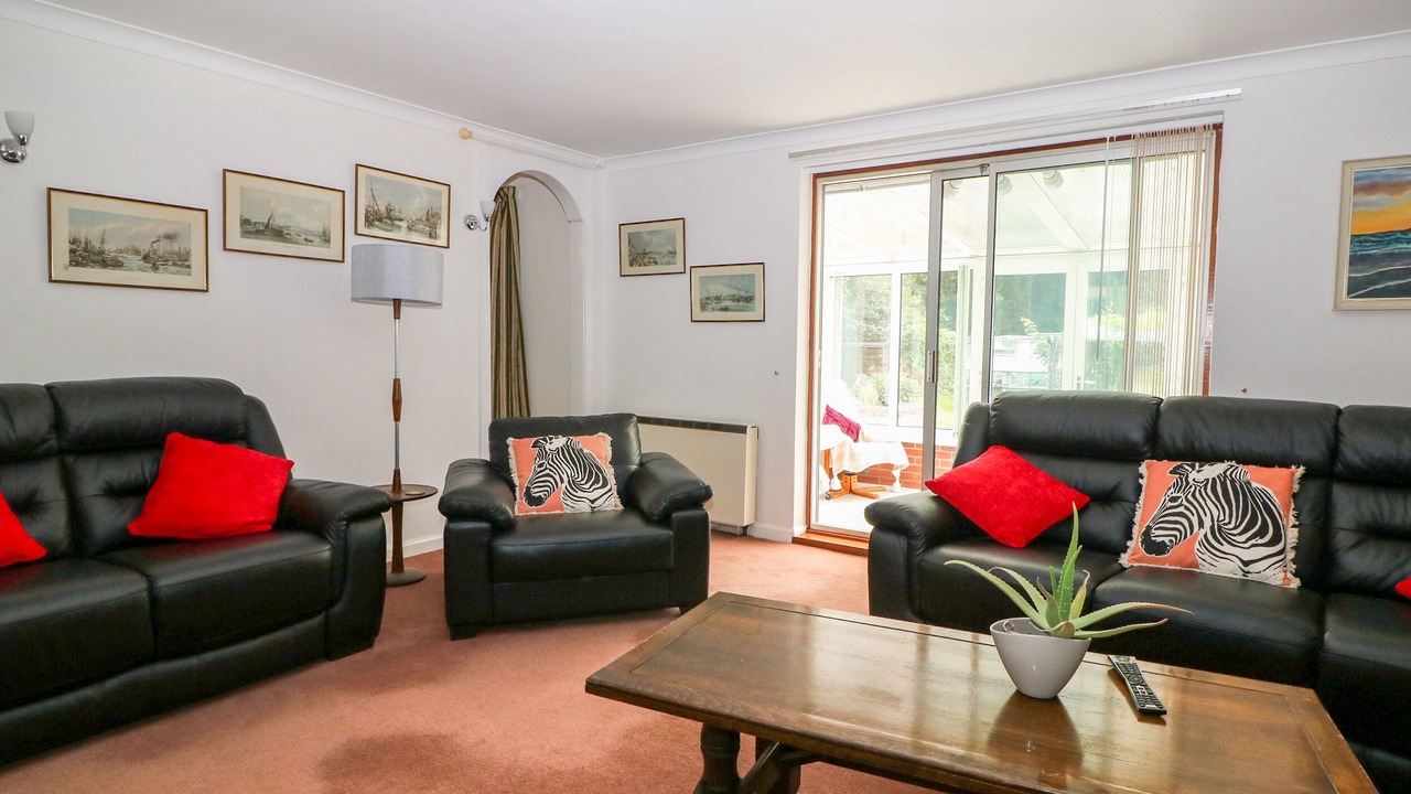 Photo of Others in Martin