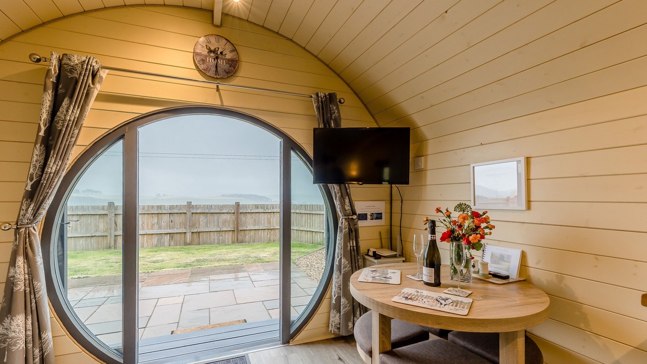 Photo of Others in Kingswood