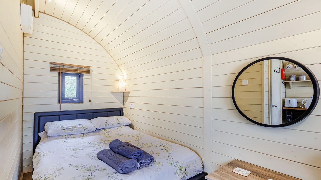 Photo of Others in Kingswood