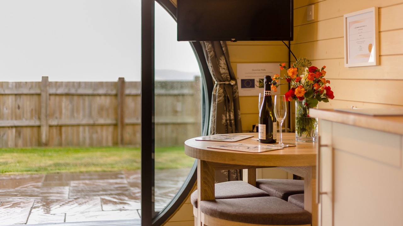 Photo of Others in Kingswood