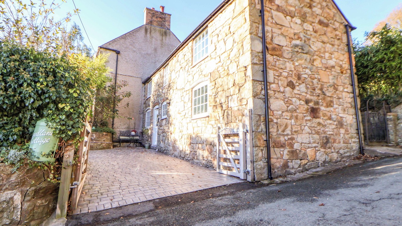 Photo of Others in Acrefair