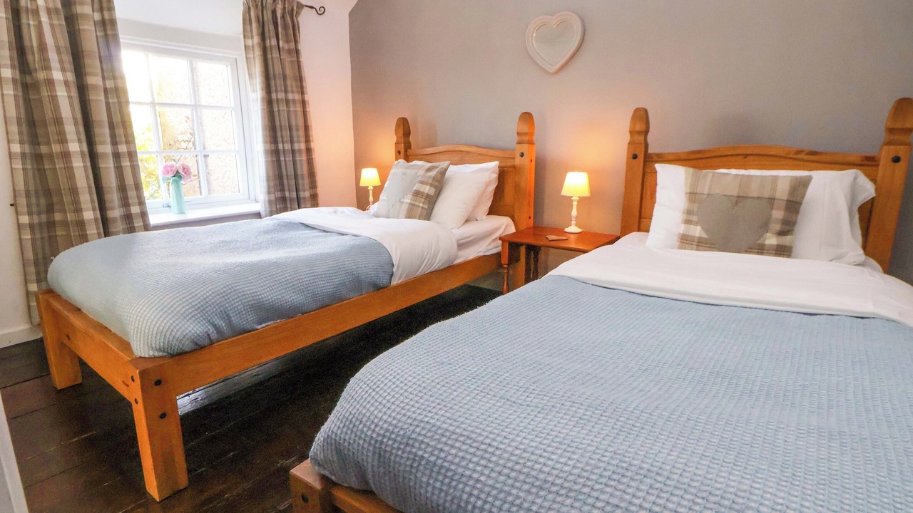 Photo of Others in Acrefair