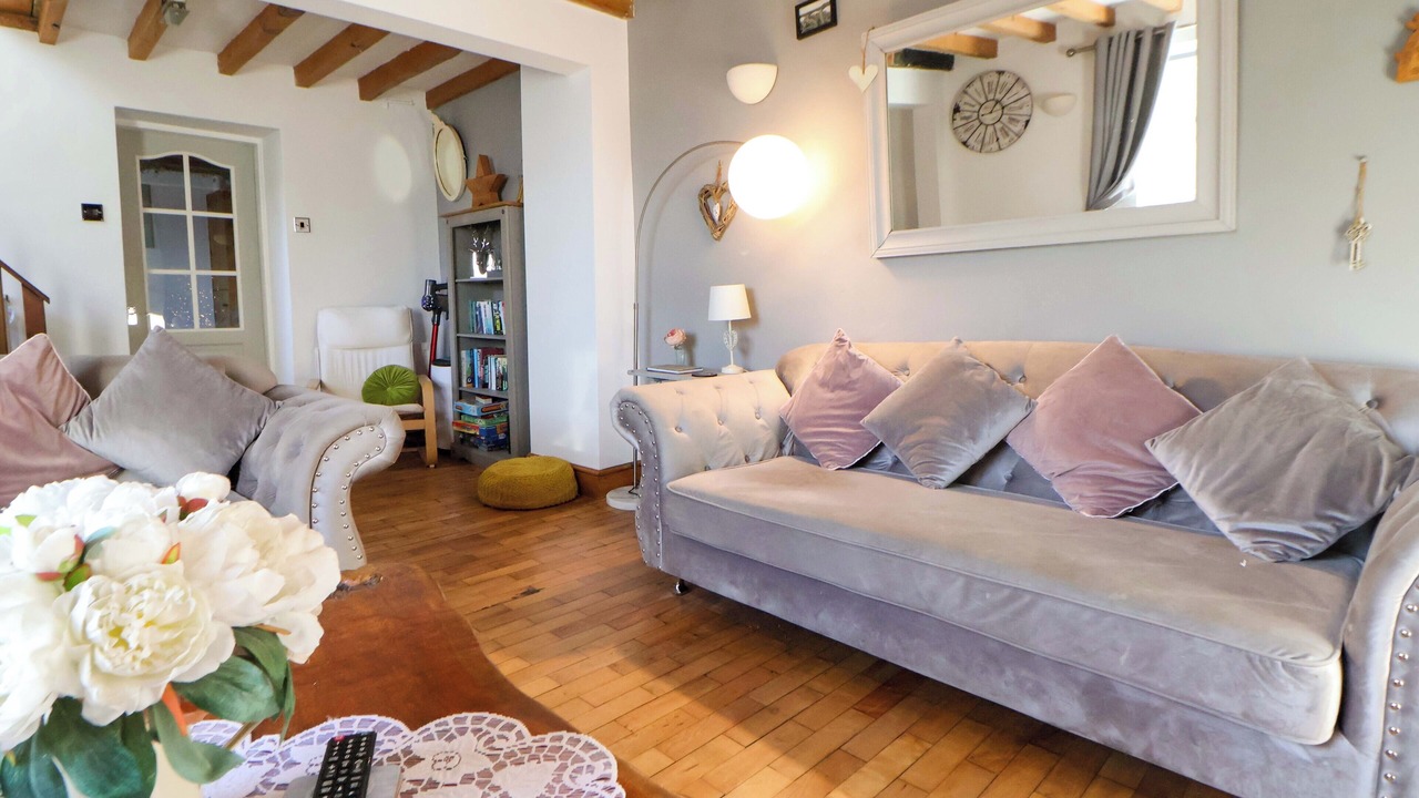 Photo of Others in Acrefair