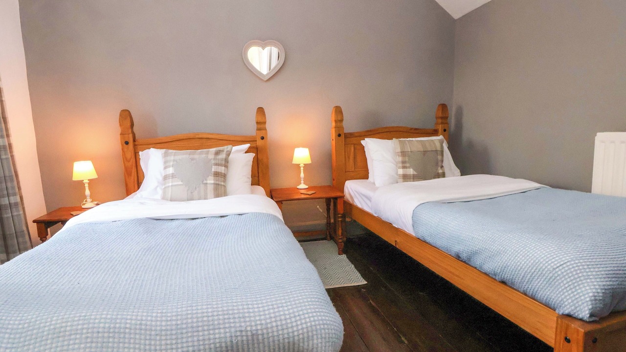 Photo of Others in Acrefair