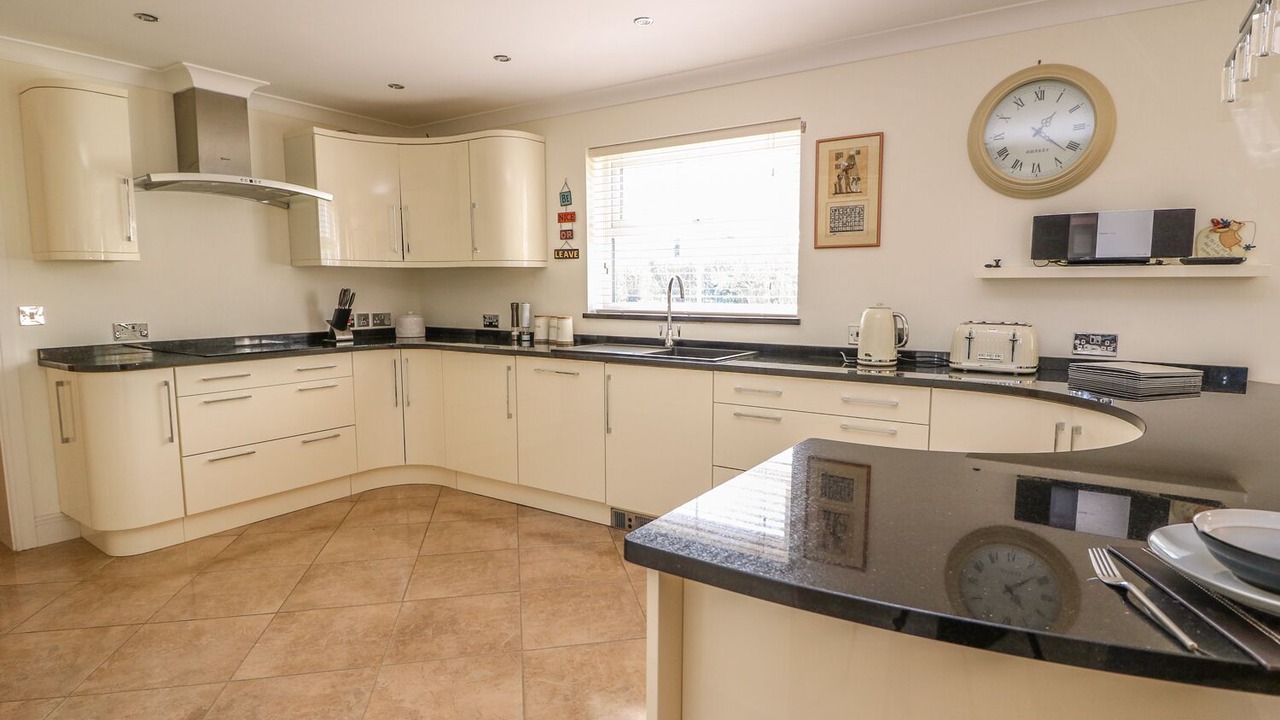 Photo of Others in Tremain