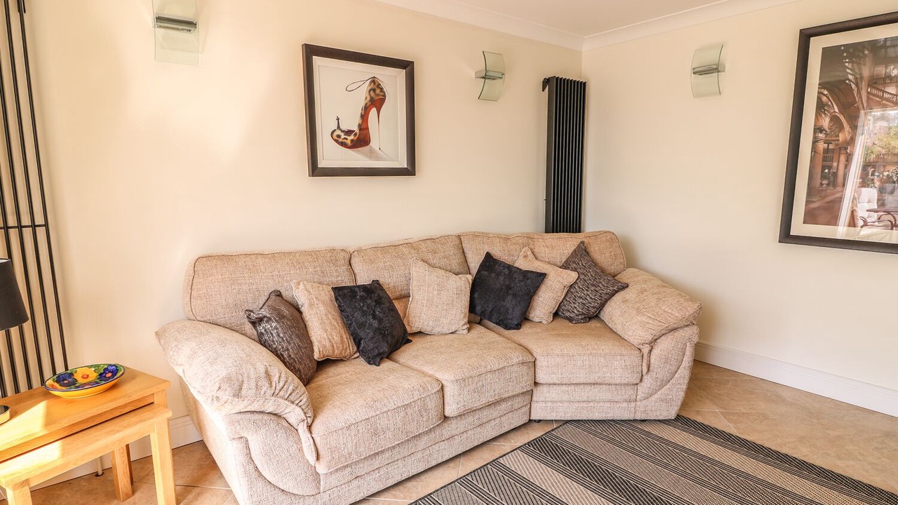 Photo of Others in Tremain