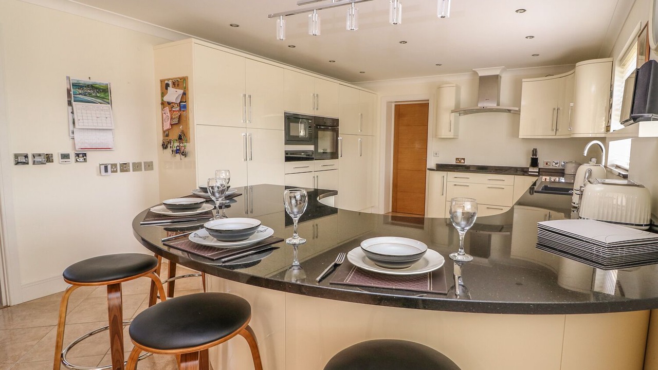 Photo of Others in Tremain