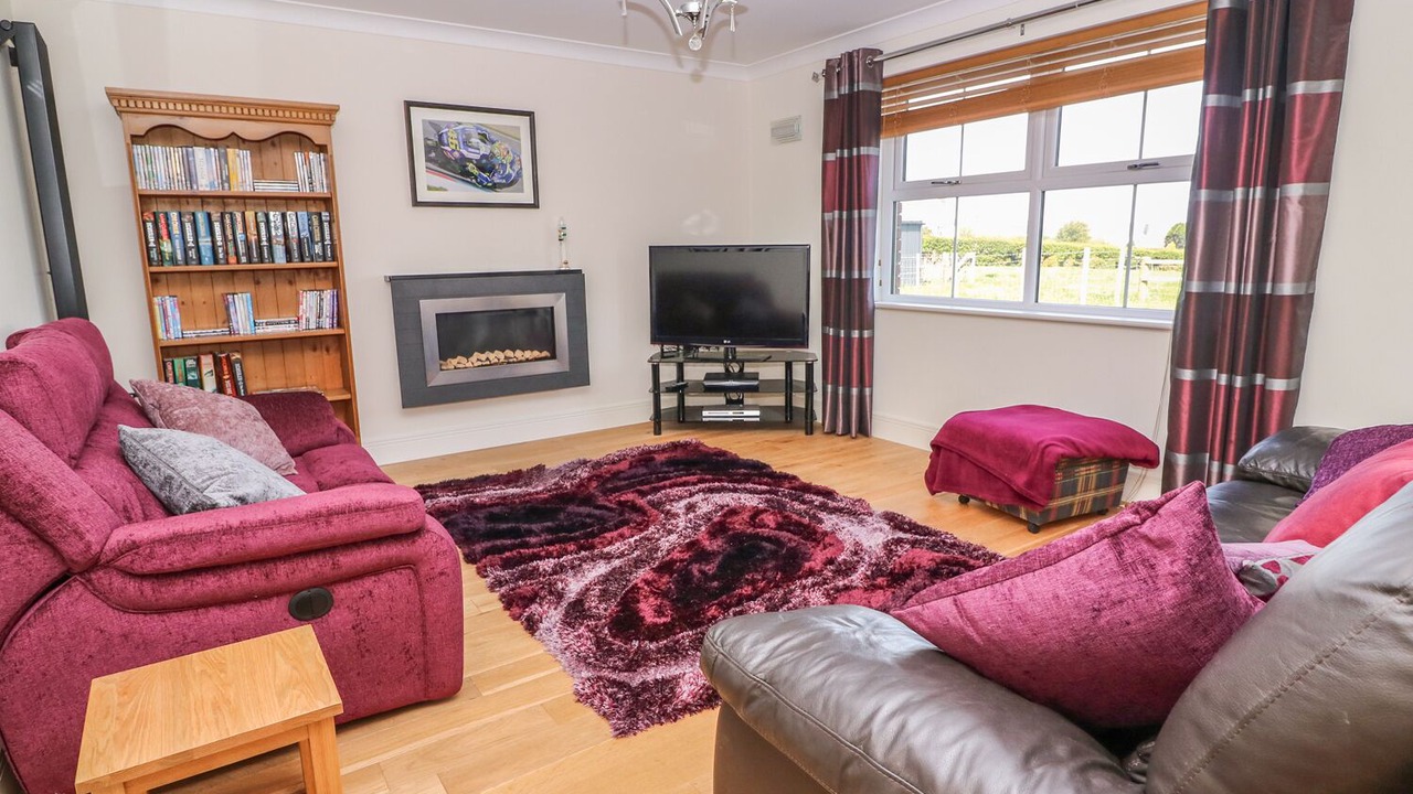 Photo of Others in Tremain