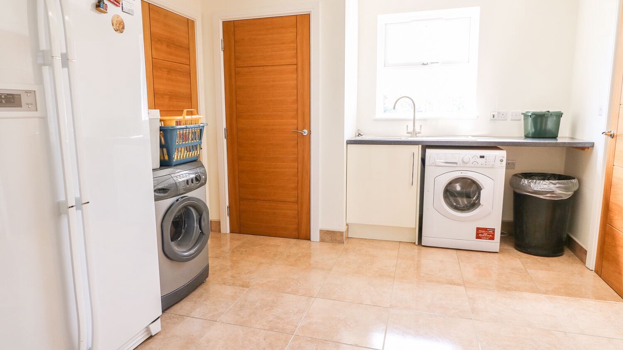 Photo of Others in Tremain