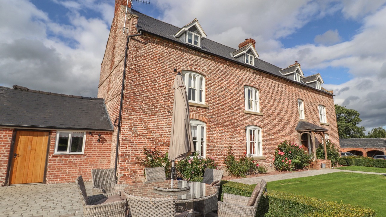 Photo of Others in Llanymynech