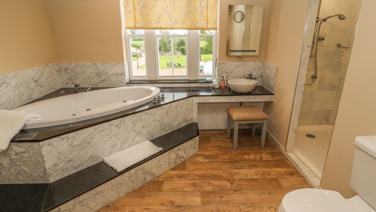 Photo of Bathroom in Llanymynech