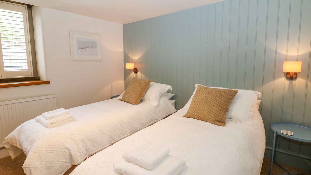 Photo of Others in Hayfield