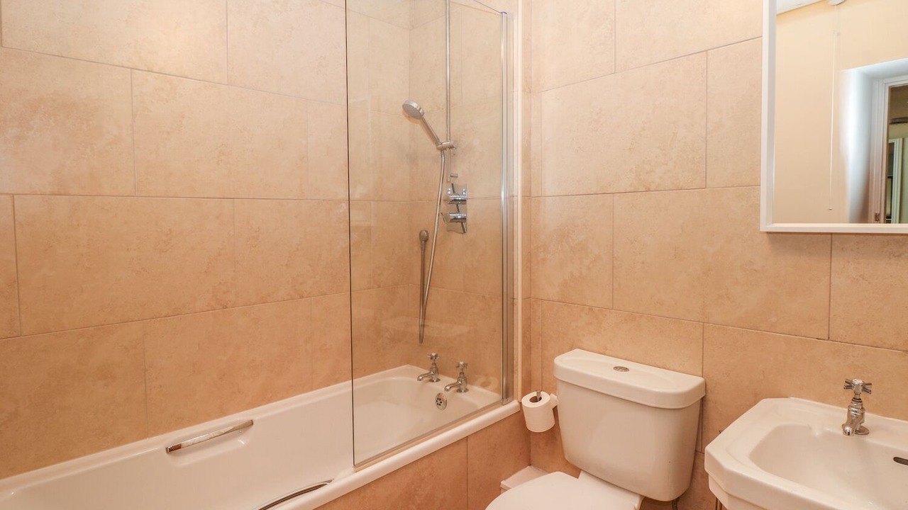 Photo of Others in Hayfield