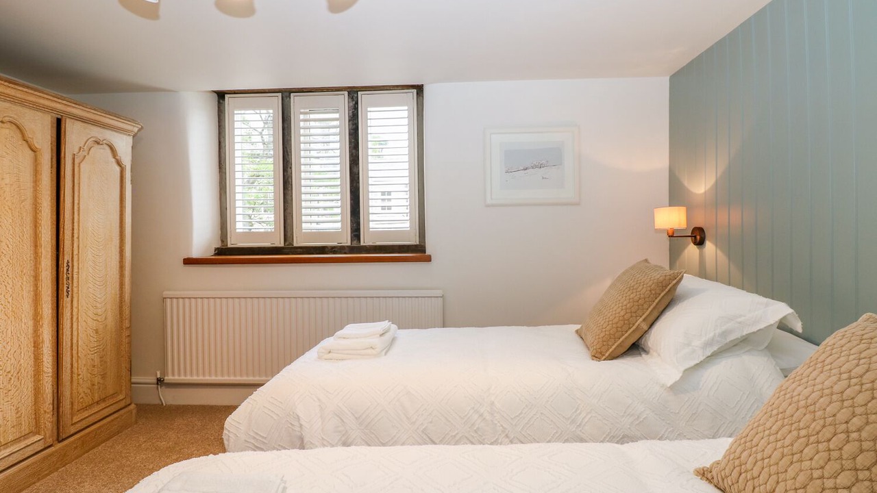 Photo of Others in Hayfield