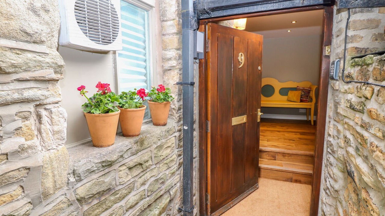 Photo of Others in Hayfield