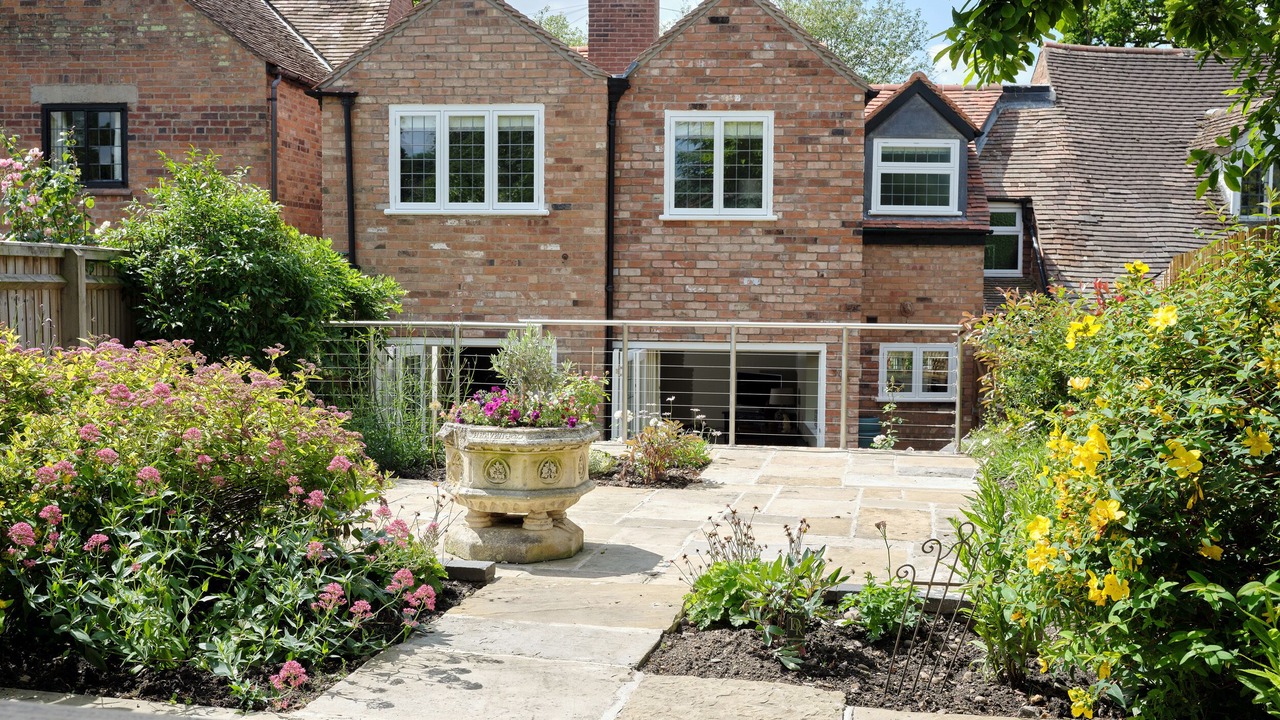 Photo of Others in Warwick