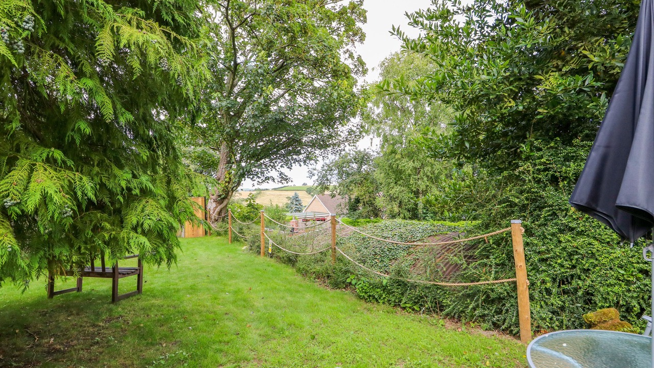 Photo of Others in West Ashby