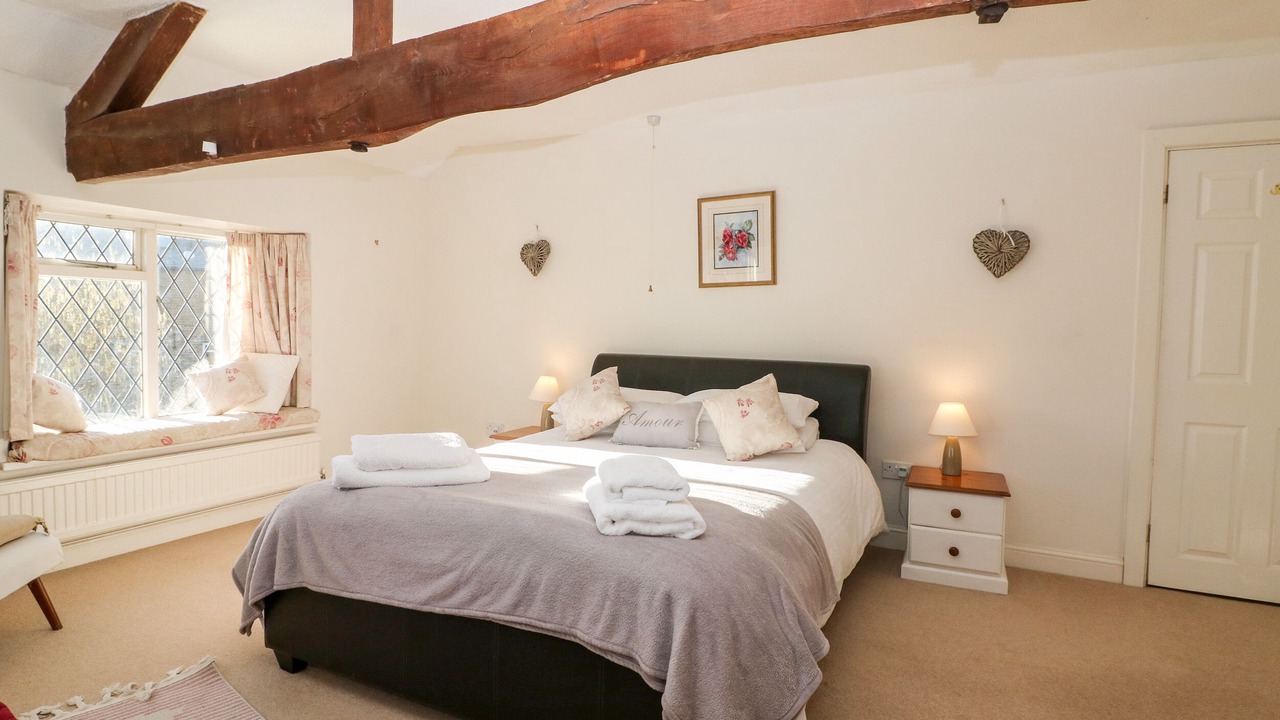 Photo of Others in Hook Norton