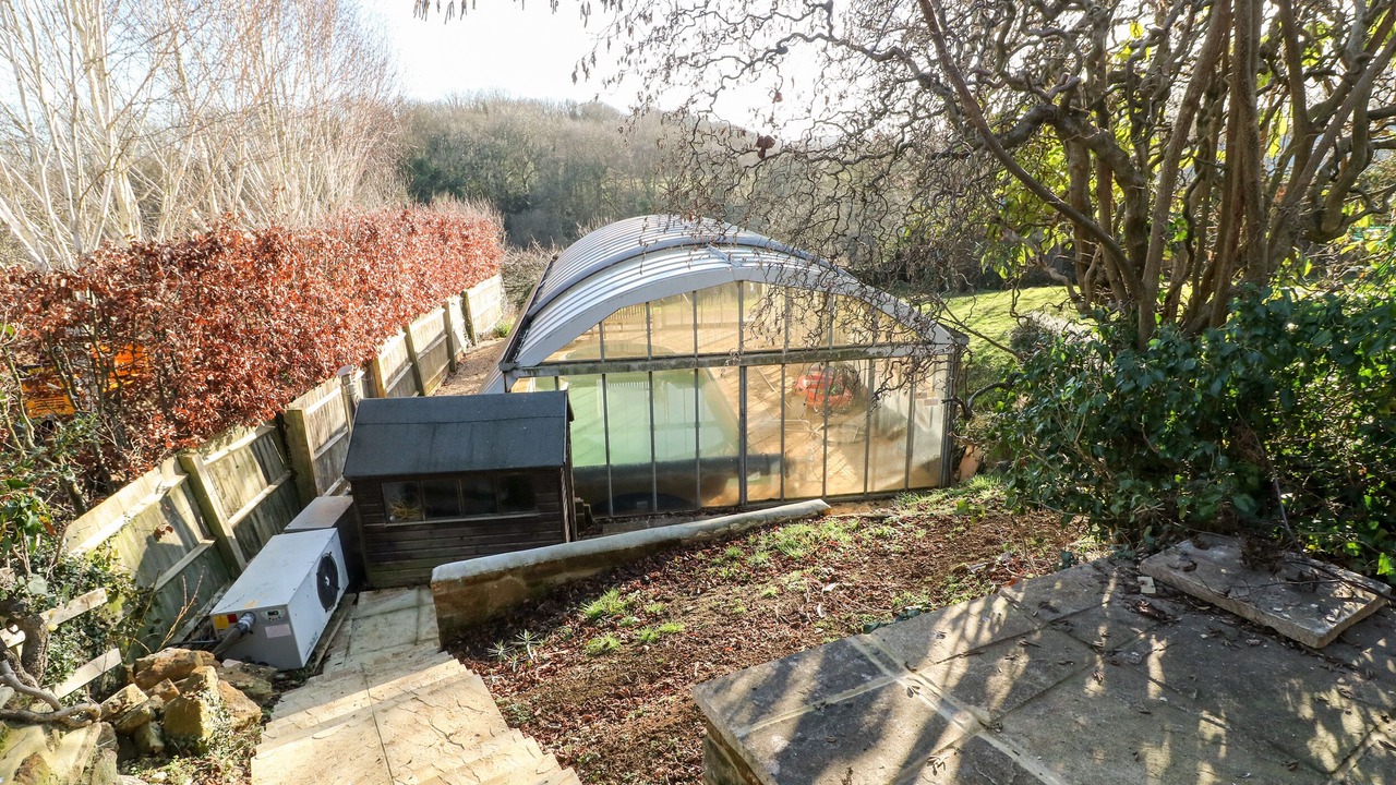 Photo of Others in Hook Norton