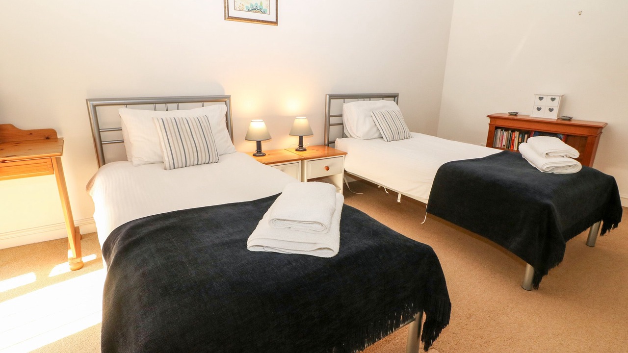 Photo of Others in Hook Norton