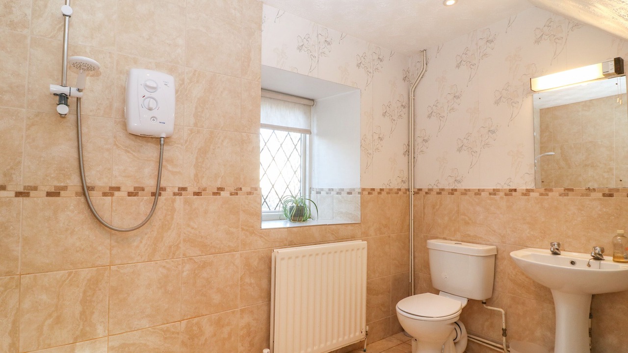 Photo of Others in Hook Norton