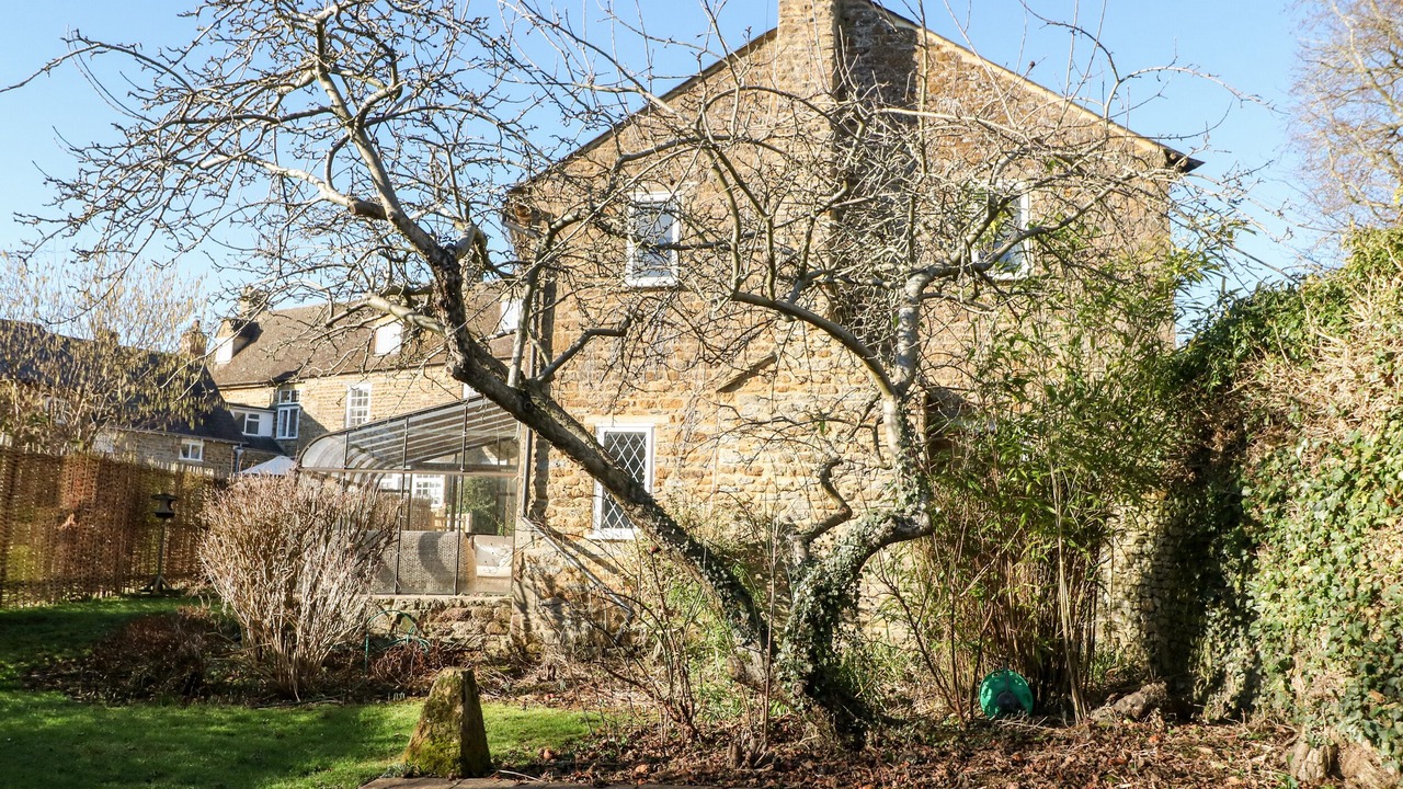 Photo of Others in Hook Norton