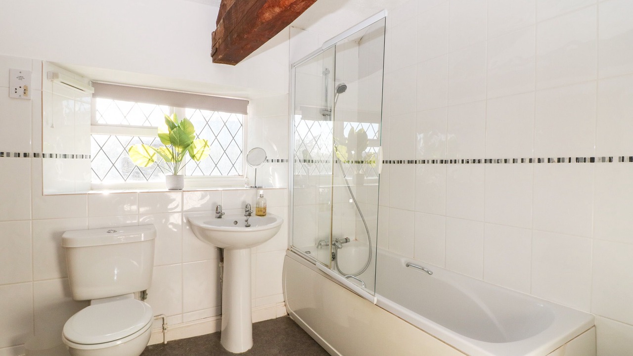 Photo of Others in Hook Norton