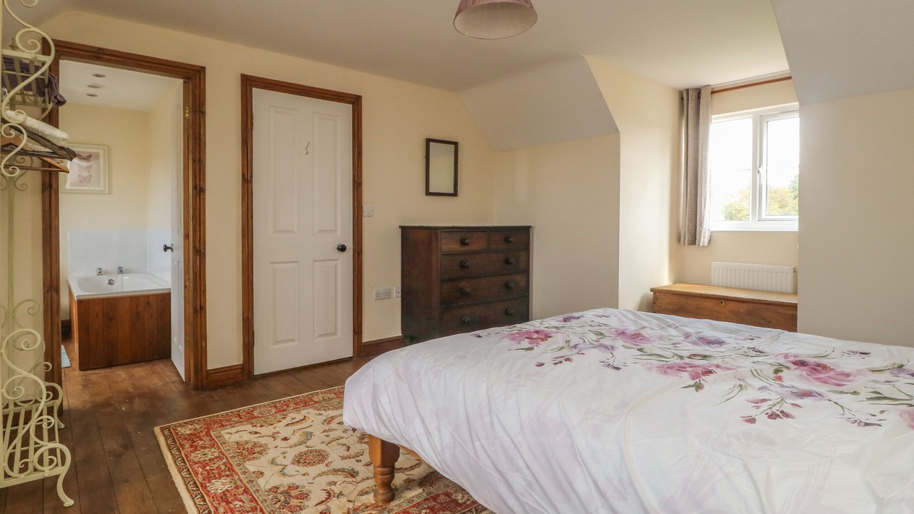 Photo of Others in Storwood