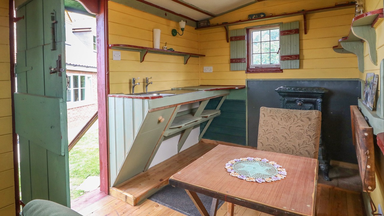 Photo of Others in Storwood