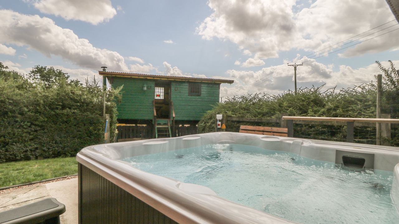 Photo of Others in Storwood