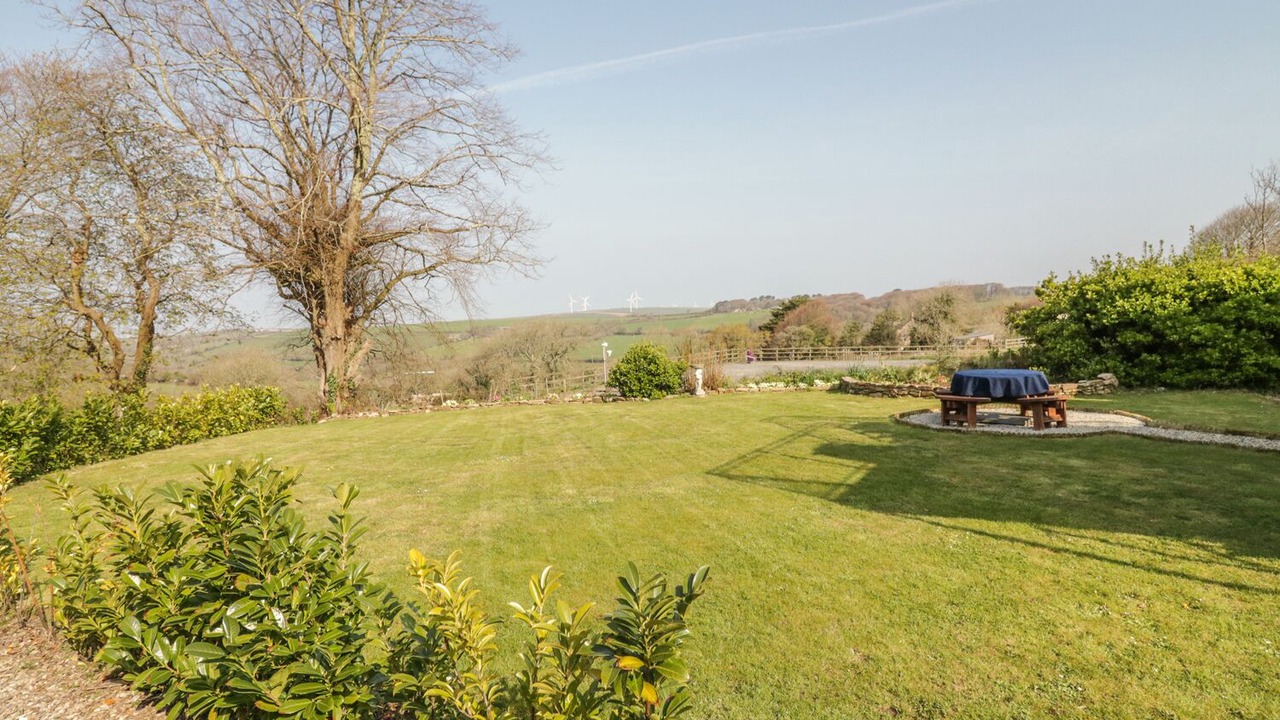 Photo of Others in Saint Columb Major