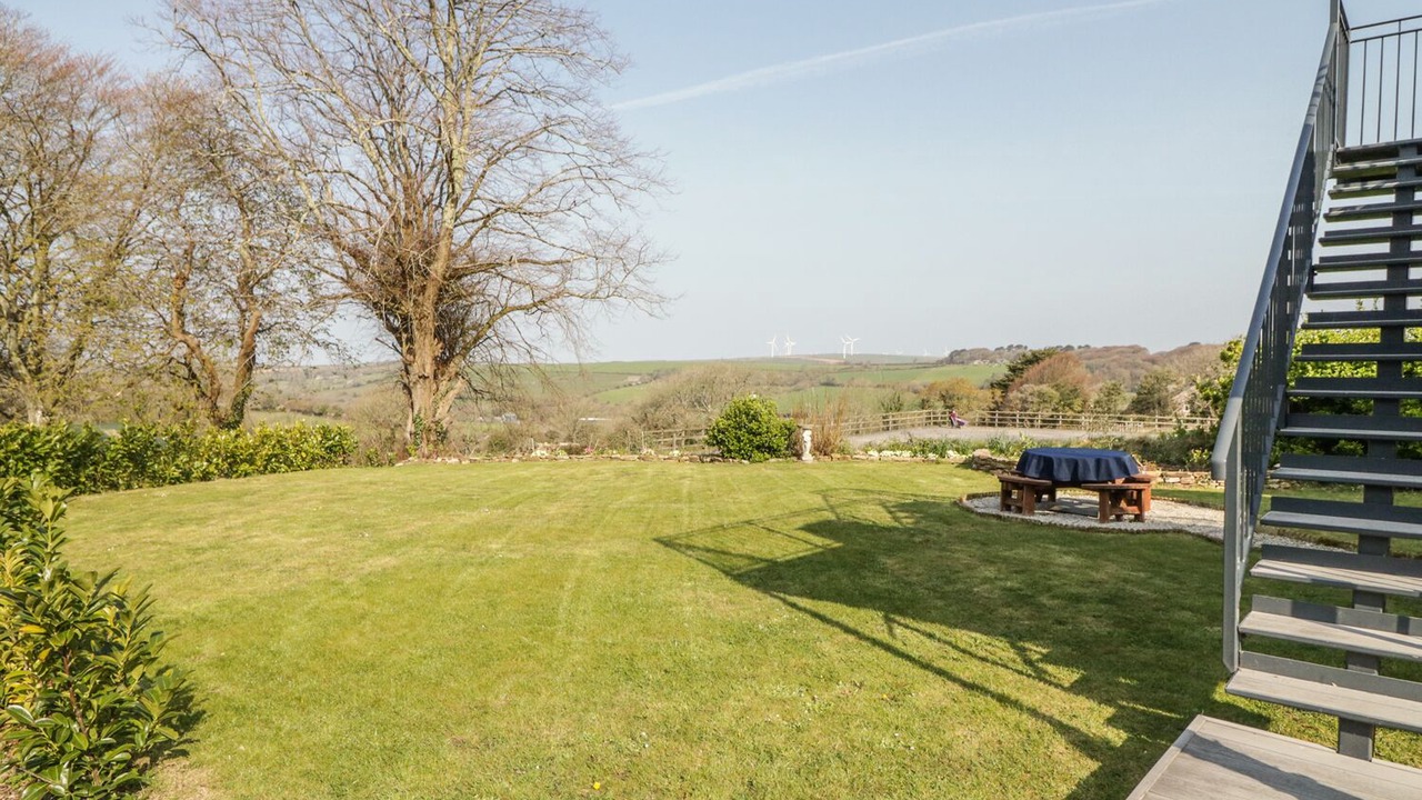 Photo of Others in Saint Columb Major