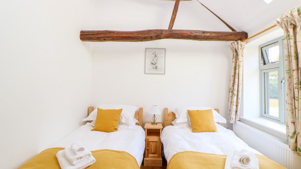 Photo of Others in Foxley