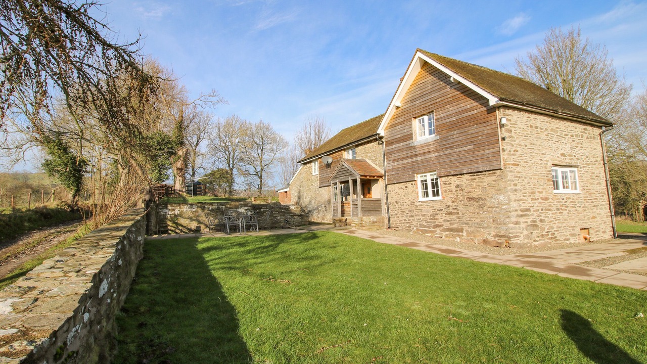 Photo of Outdoor in Clun