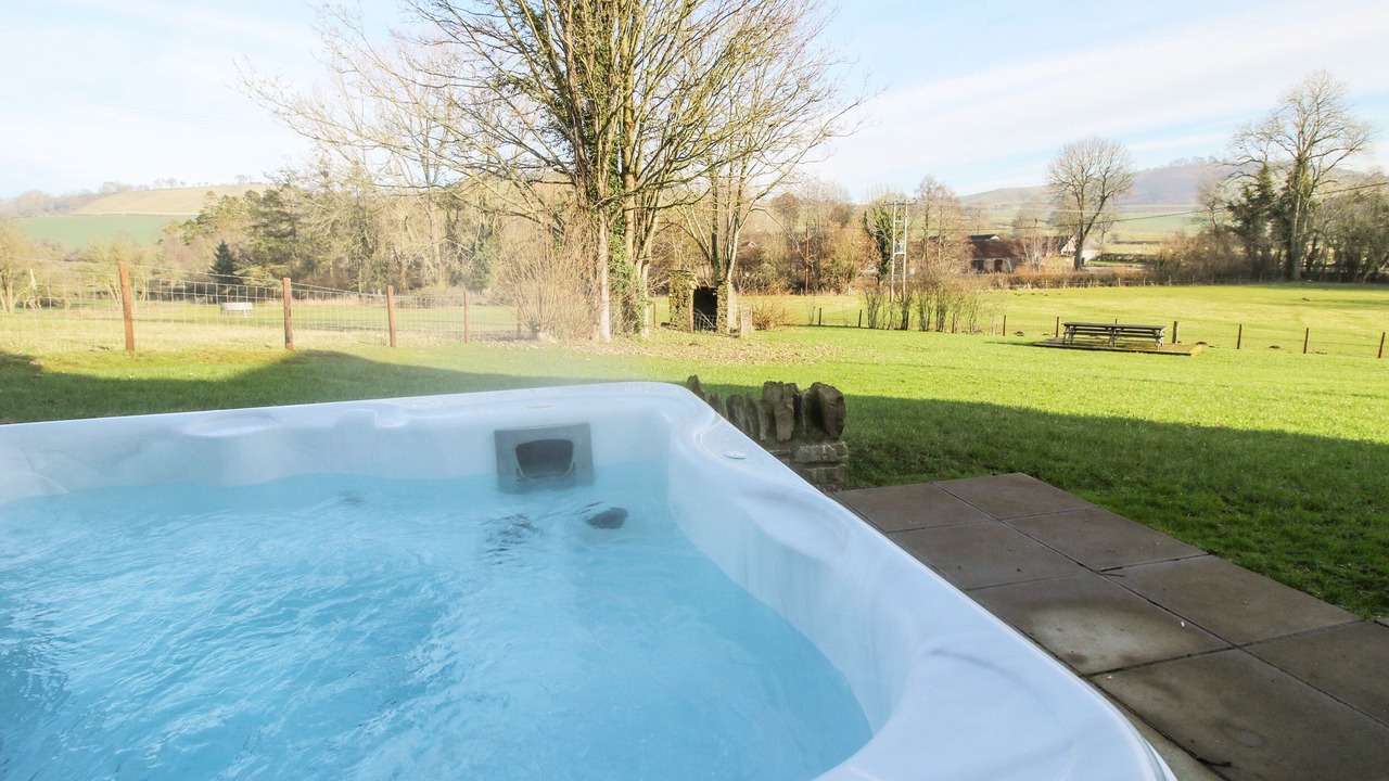 Photo of Others in Clun