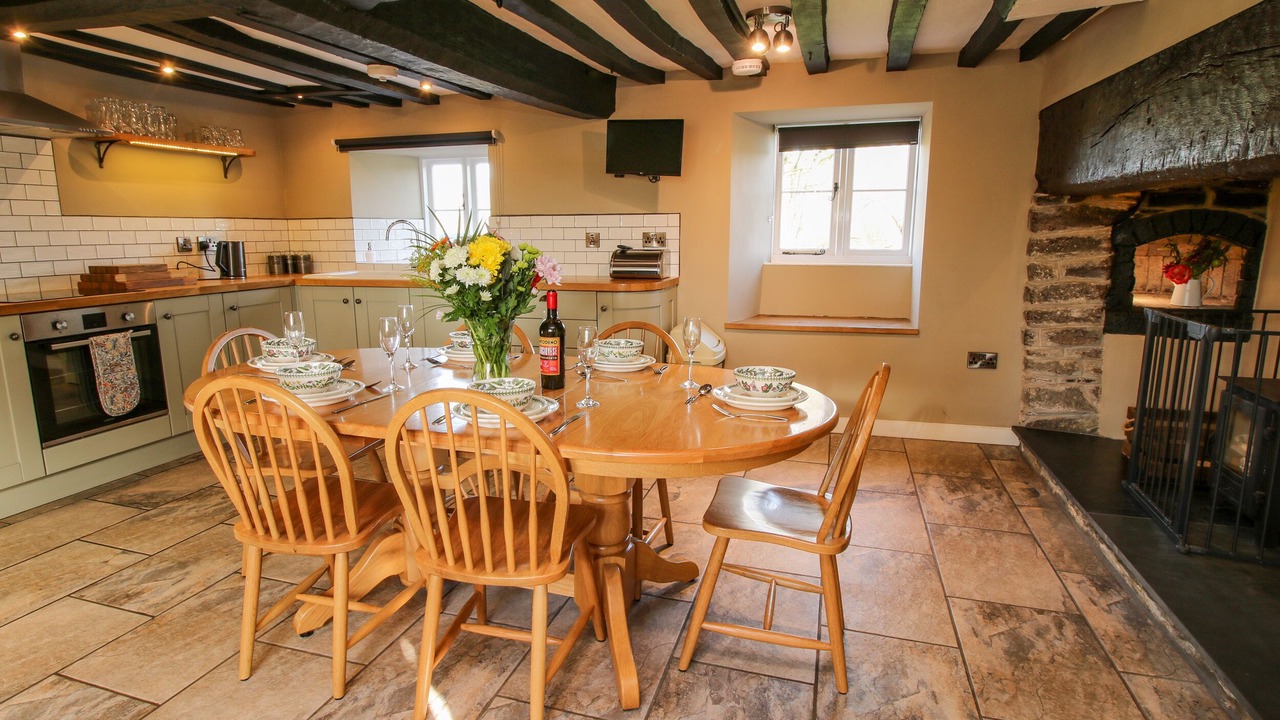 Photo of Others in Clun