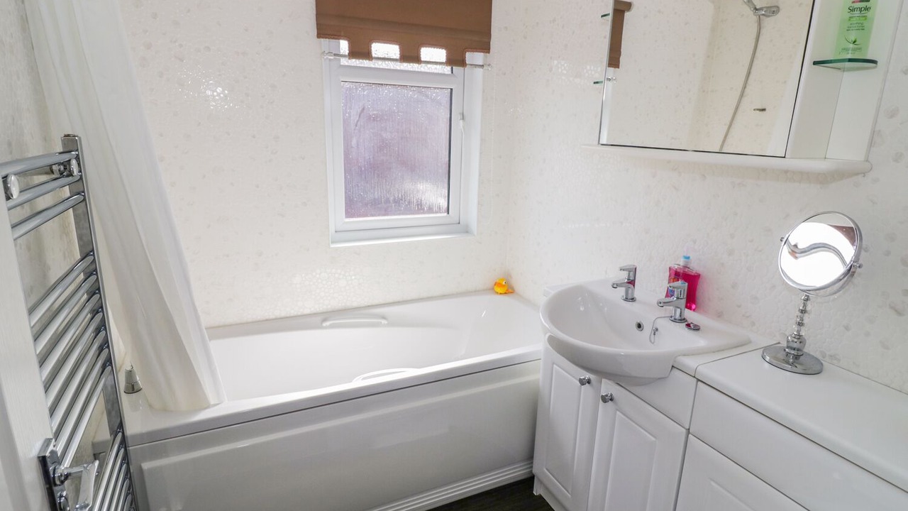Photo of Bathroom in Tiddington