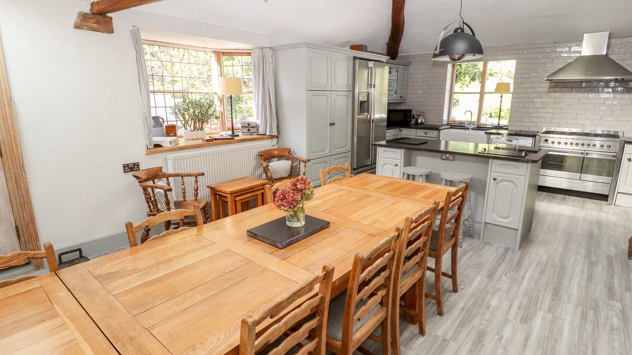 Photo of Others in Mickle Trafford